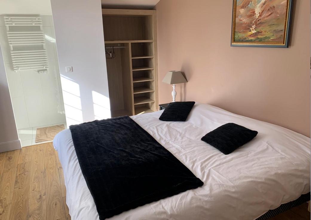 Domaine Des Peyries - Chambres Et Table D'Hotes Saint-Barthelemy-d'Agenais Extérieur photo