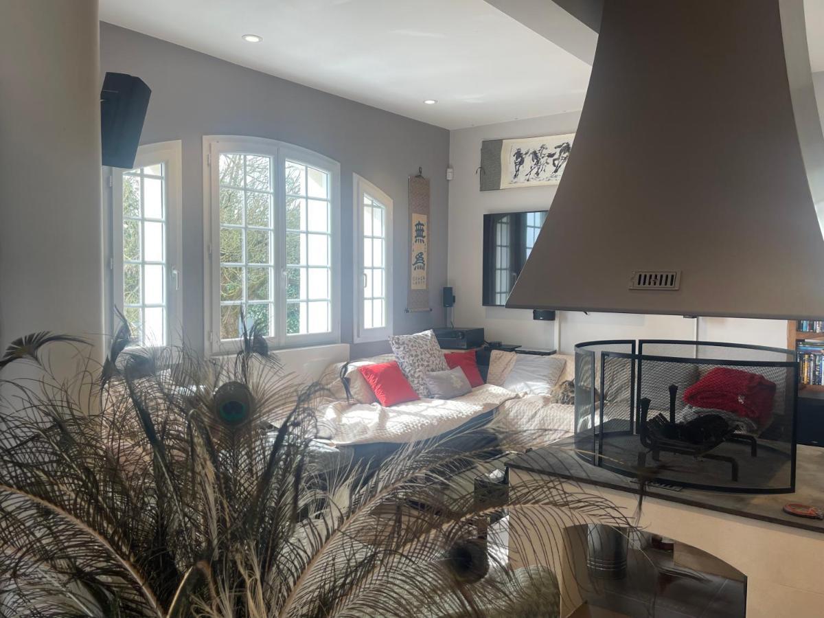 Domaine Des Peyries - Chambres Et Table D'Hotes Saint-Barthelemy-d'Agenais Extérieur photo