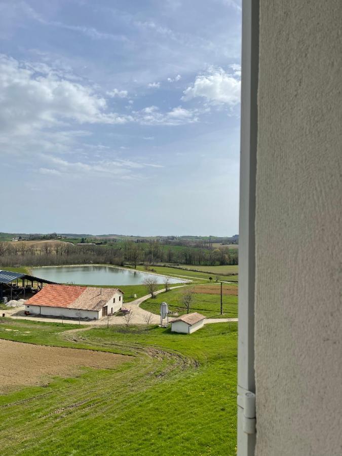 Domaine Des Peyries - Chambres Et Table D'Hotes Saint-Barthelemy-d'Agenais Extérieur photo